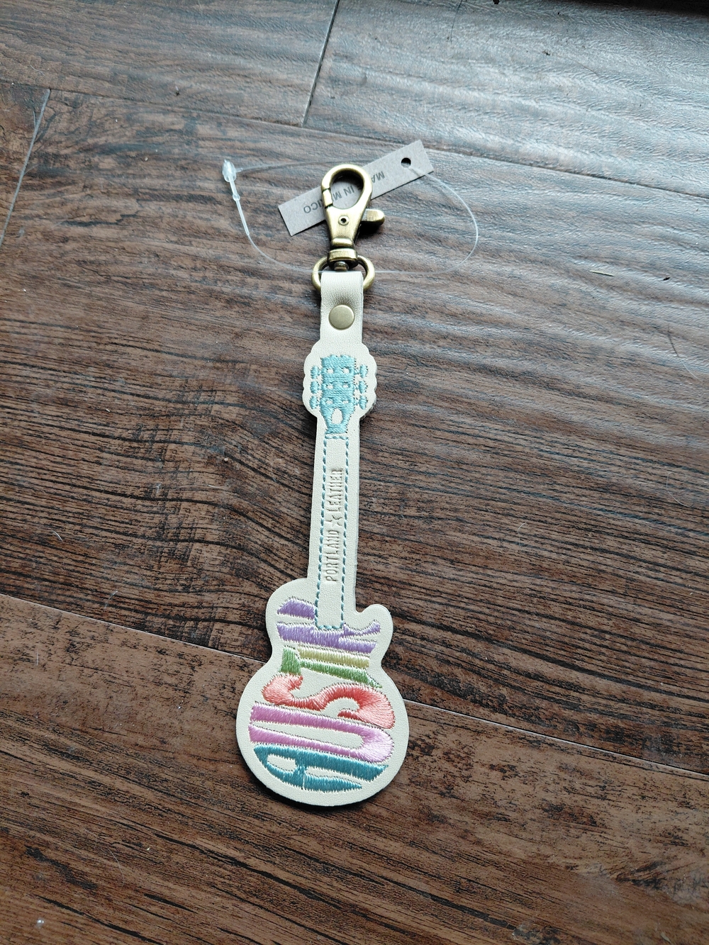 Portland Leather Austin Guitar Keychain - Bone